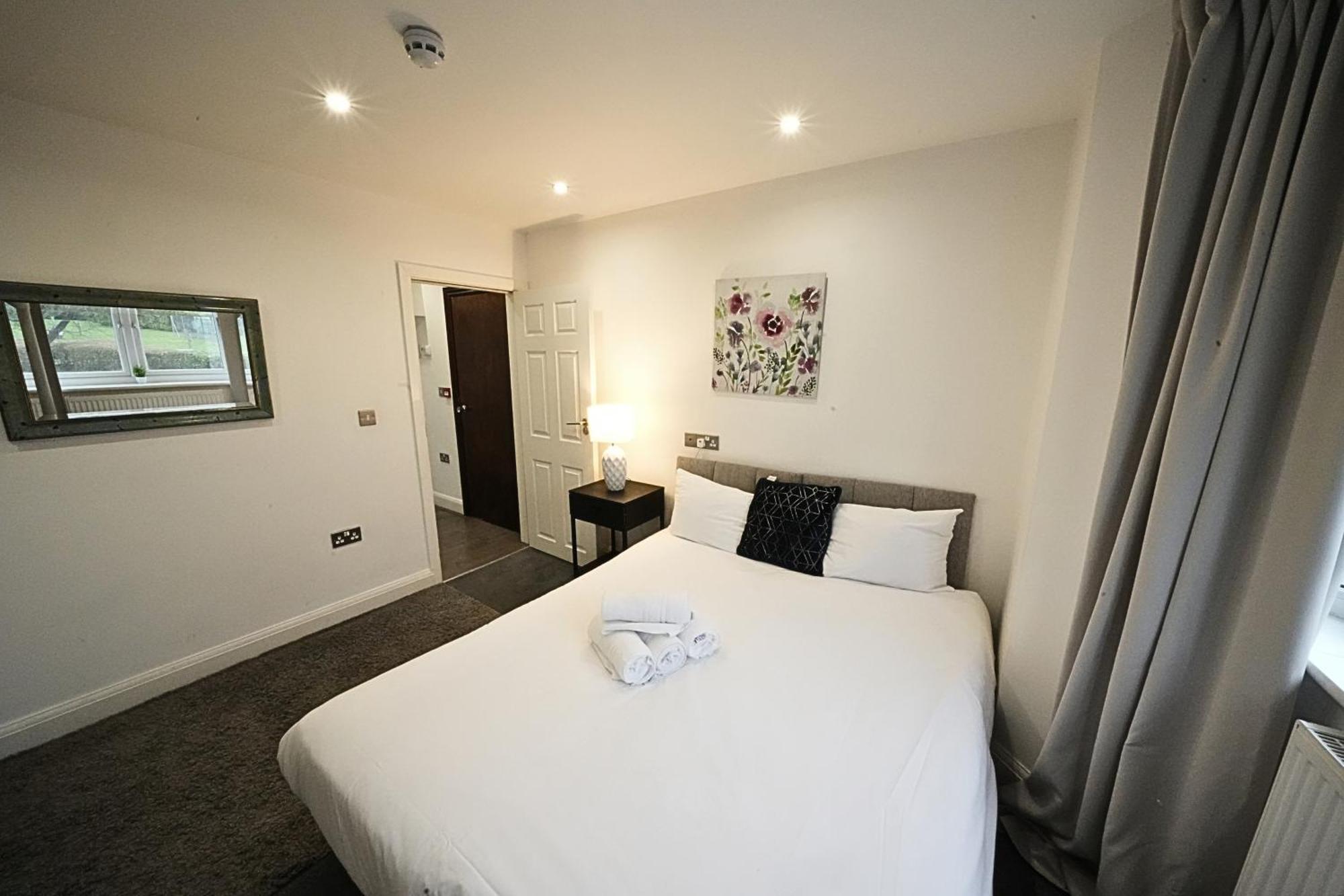 Appartement Hatton Heathrow Airport- Free Parking-free Underground To And From Heathrow Airport Hatton Cross Picture-see Fast Hatton Cross To 30min Londres