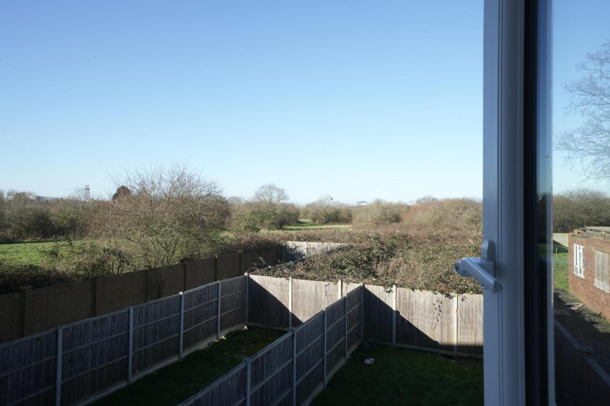 Appartement Hatton Heathrow Airport- Free Parking-free Underground To And From Heathrow Airport Hatton Cross Picture-see Fast Hatton Cross To 30min *