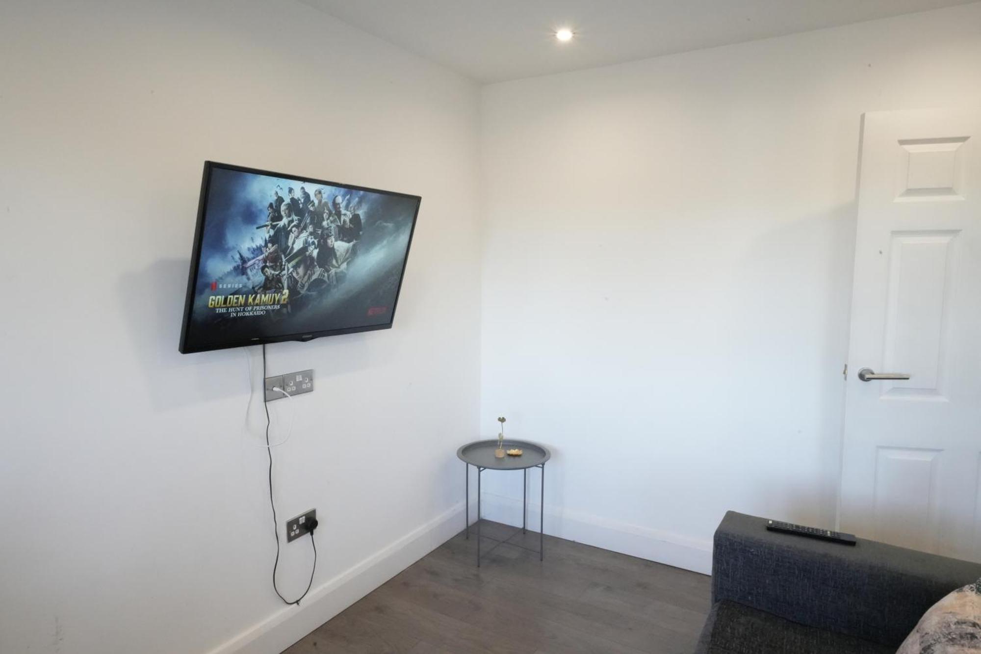 Hatton Heathrow Airport- Free Parking-free Underground To And From Heathrow Airport Hatton Cross Picture-see Fast Hatton Cross To 30min Appartement *