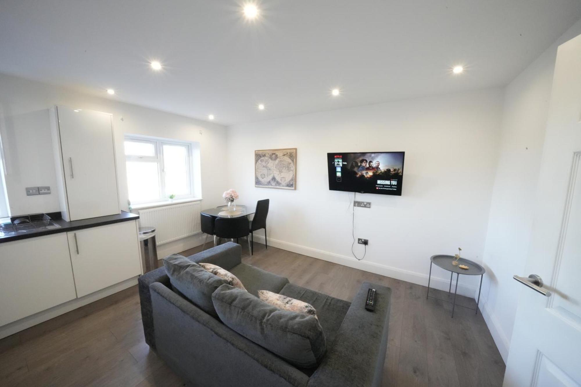 Appartement Hatton Heathrow Airport- Free Parking-free Underground To And From Heathrow Airport Hatton Cross Picture-see Fast Hatton Cross To 30min Londres